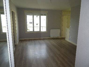 Appartement 4 pièces 77 m² · à Issoudun · 77 m² · 516 €