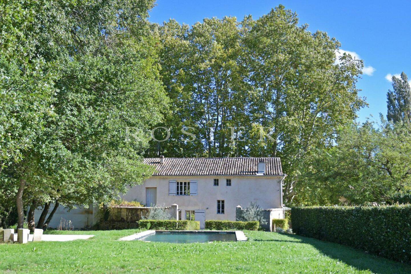 Maison 20 pièces 380 m² · à Gordes · 380 m² · 2 395 000 €