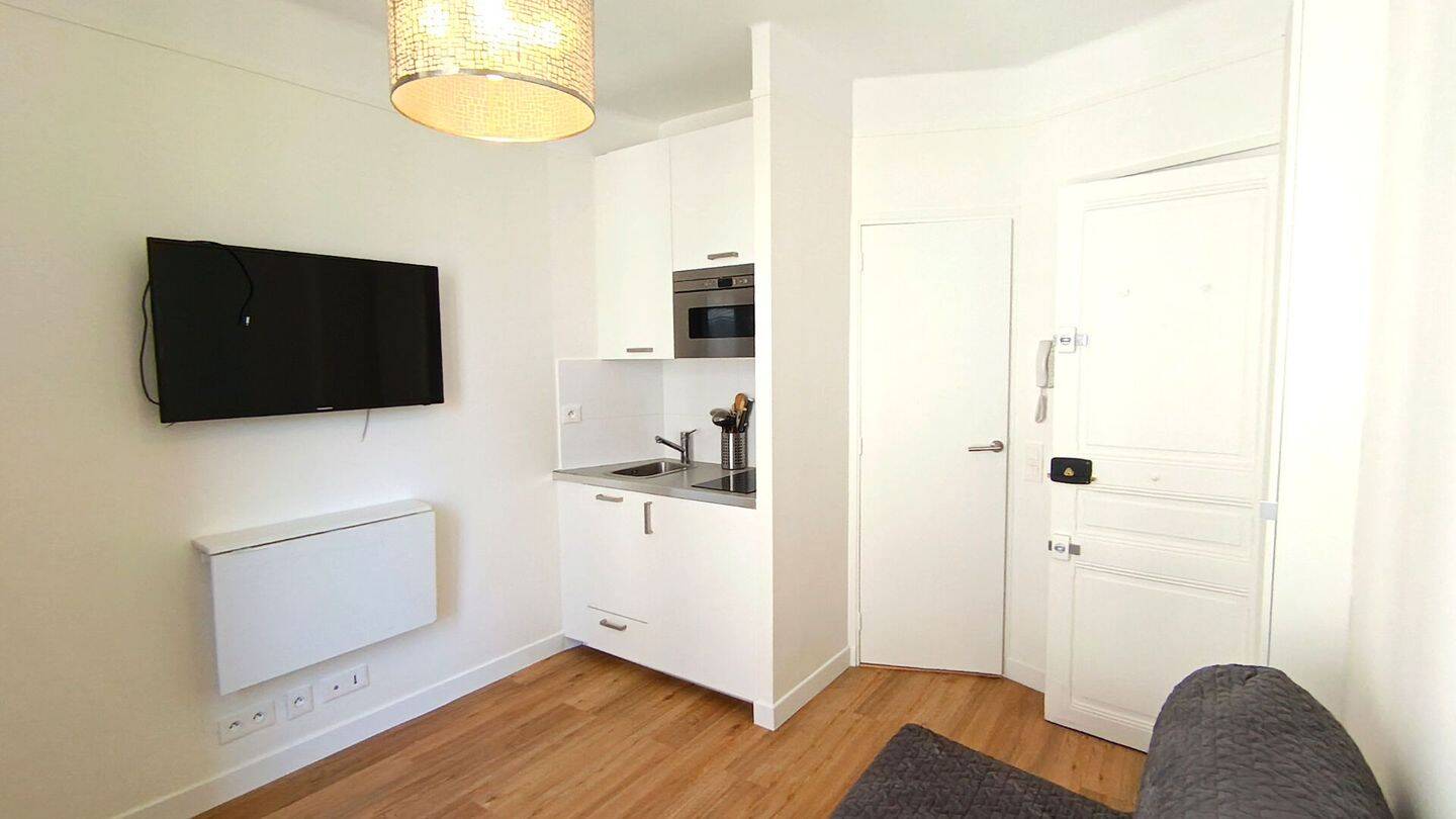 Appartement 1 pièce 12 m² · à Paris 15ème Arrondissement · 12,3 m² · 159 500 €