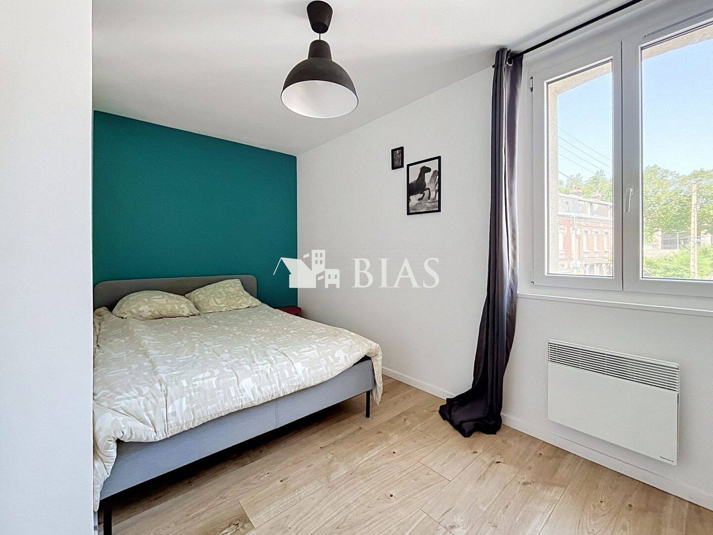 4 pièces 60 m² · à Le Petit-Quevilly · 60 m² · 300 €