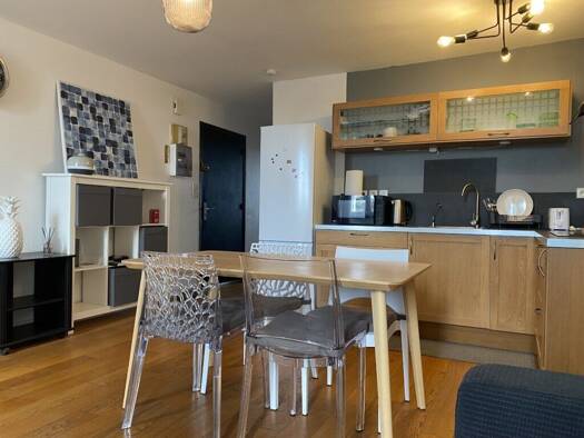 Appartement à vendre 128 000 € 2 pièces 1 chambre 38,5 m² Étage 3/3 La Garenne-Centre Ville Est Landerneau 29200