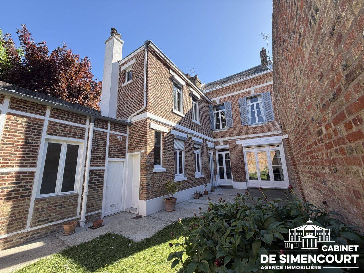 Maison 8 pièces 212 m² · à Amiens · 212 m² · 599 000 €