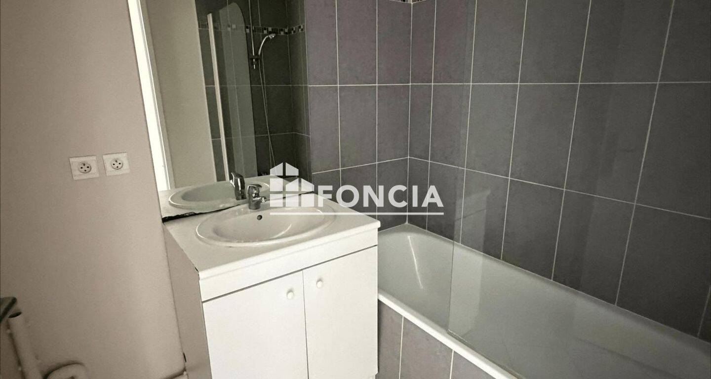 Appartement 2 pièces 44 m² · à Bordeaux · 43,6 m² · 710 €/mois
