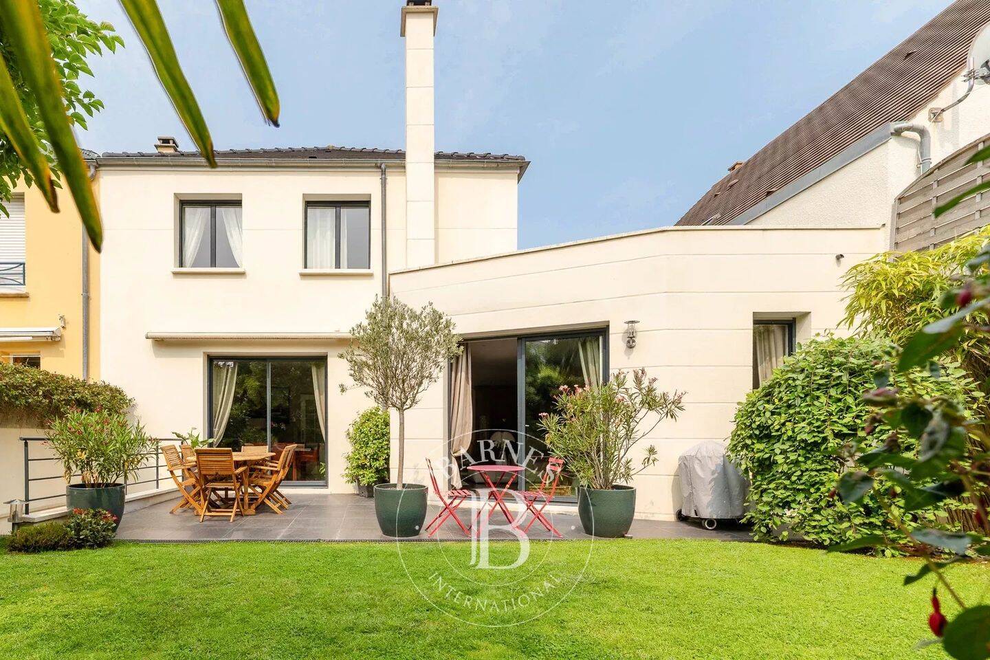 Maison 8 pièces 225 m² · à Châtillon · 225 m² · 1 145 000 €