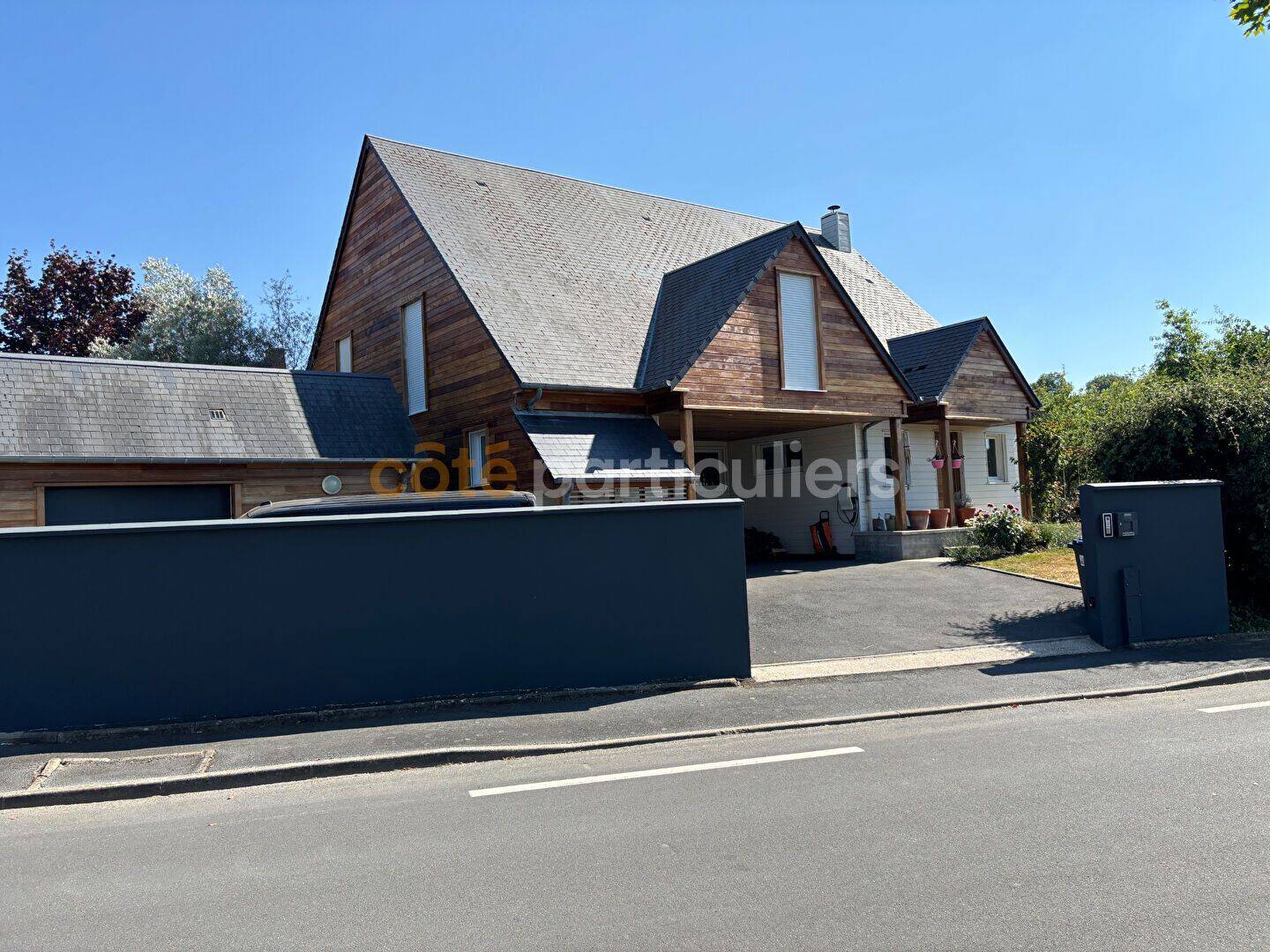 Maison 9 pièces 265 m² · à Agneaux · 265 m² · 676 000 €