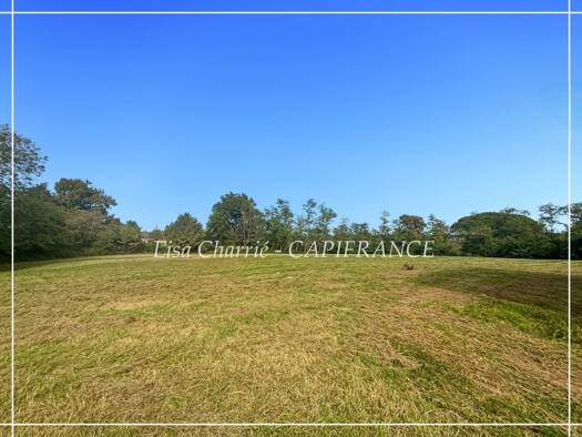 Terrain constructible viabilisé à vendre 93 500 € 10 455 m² de terrain Urgosse 32110