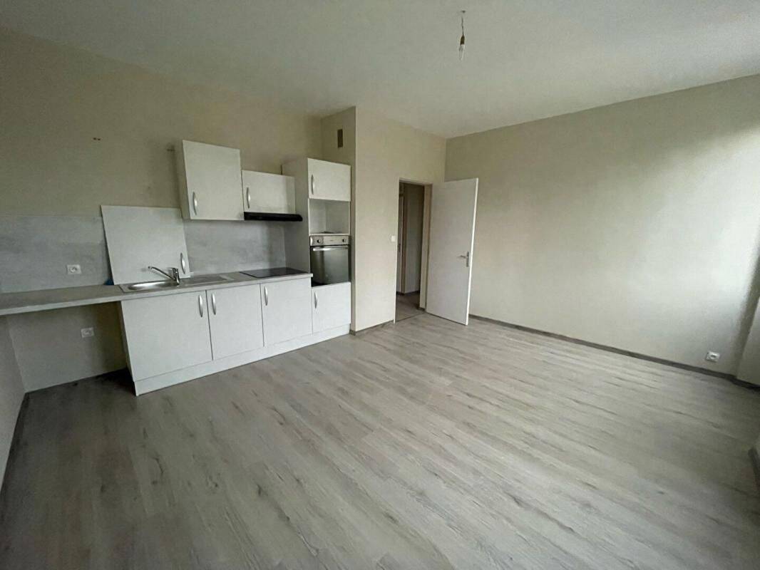 Appartement 1 pièce 41 m² · à Neufchâteau · 40,8 m² · 400 €/mois