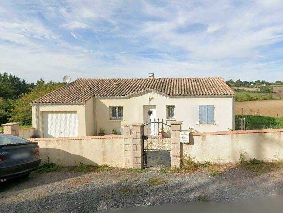 Maison 4 pièces 89 m² · à Mirambeau · 89 m² · 698 €