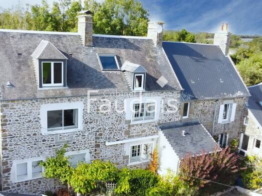 Maison à vendre 399 000 € 8 pièces 5 chambres 170 m² 1 792 m² de terrain Agon-Coutainville 50230