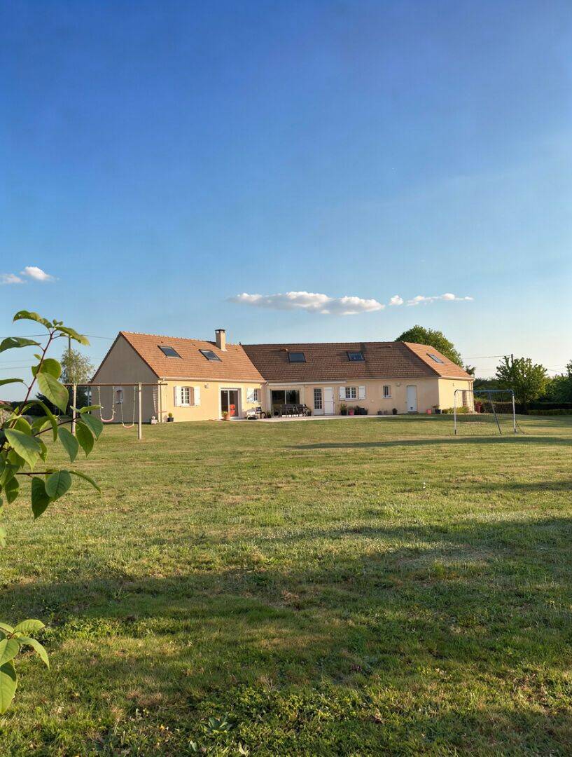 Maison 6 pièces 200 m² · à Pruillé-l'Éguillé · 200 m² · 326 250 €