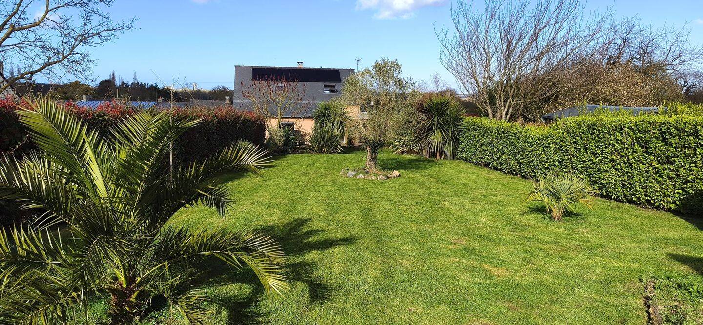 Maison 5 pièces 110 m² · à Créhen · 110 m² · 323 950 €