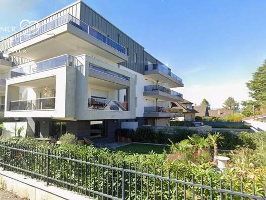 Appartement à louer 1 590 € 3 pièces 2 chambres 65 m² RDC Cités Thonon-les-Bains 74200