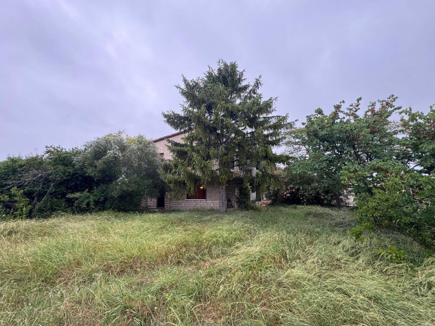 Maison 5 pièces 120 m² · à Saint-Geniès-de-Comolas · 120 m² · 237 000 €