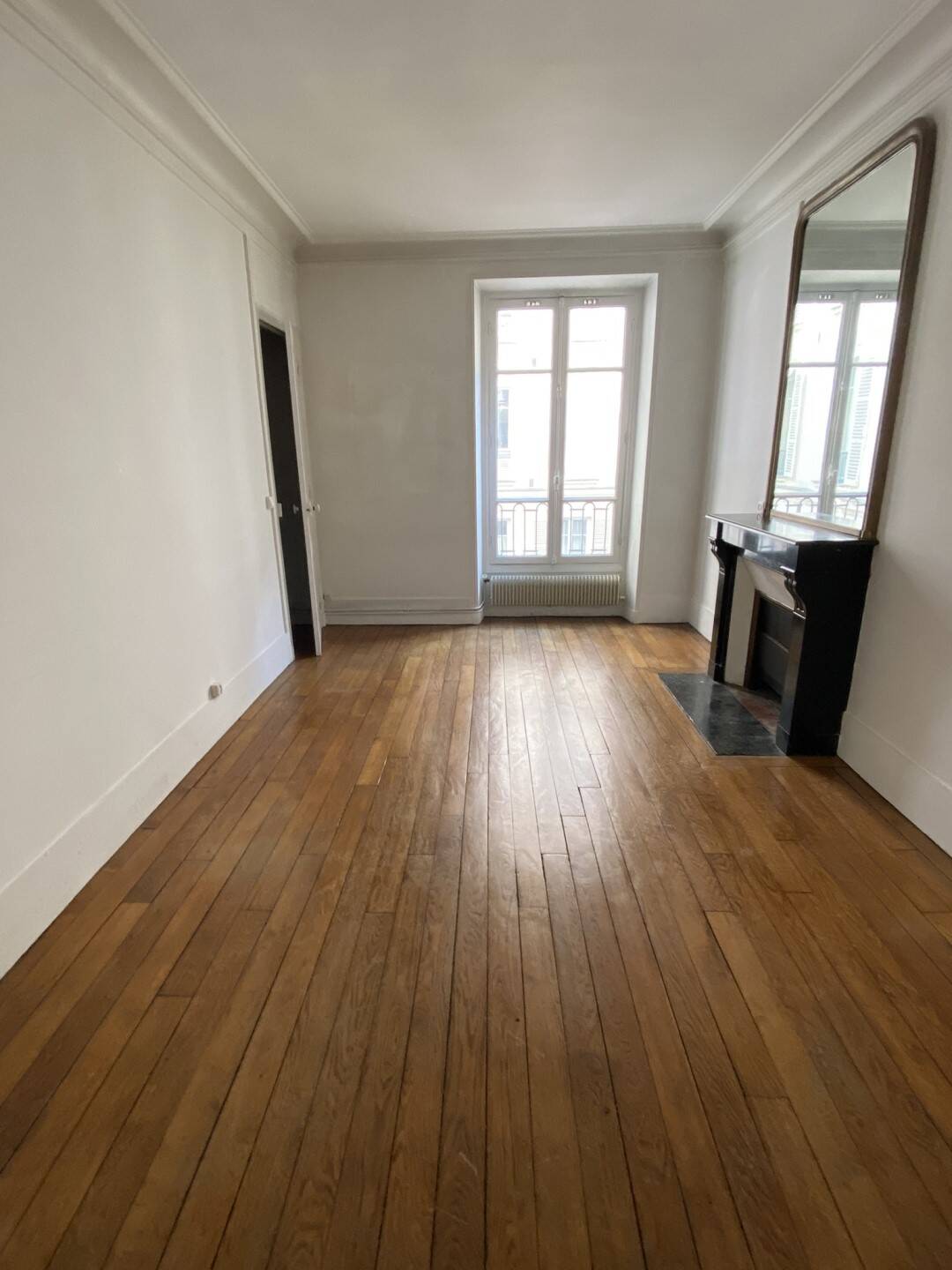 Appartement 2 pièces 47 m² · à Paris 7ème Arrondissement · 46,9 m² · 1 597 €/mois