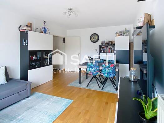 Appartement à vendre 193 000 € 3 pièces 2 chambres 62 m² Étage 3/3 Wallon Vedrines Trappes 78190