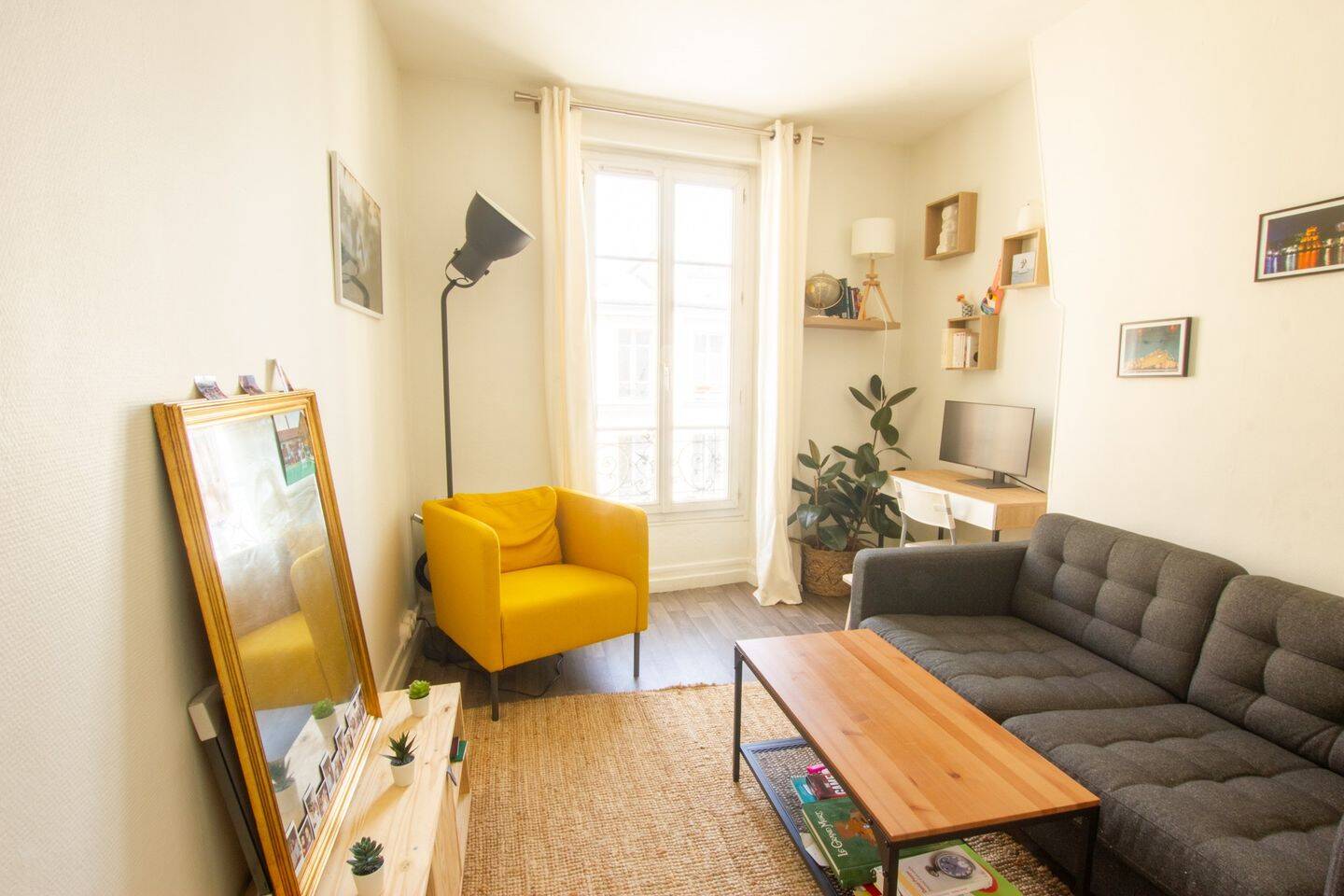 Appartement 2 pièces 31 m² · à Paris 18ème Arrondissement · 31 m² · 1 100 €