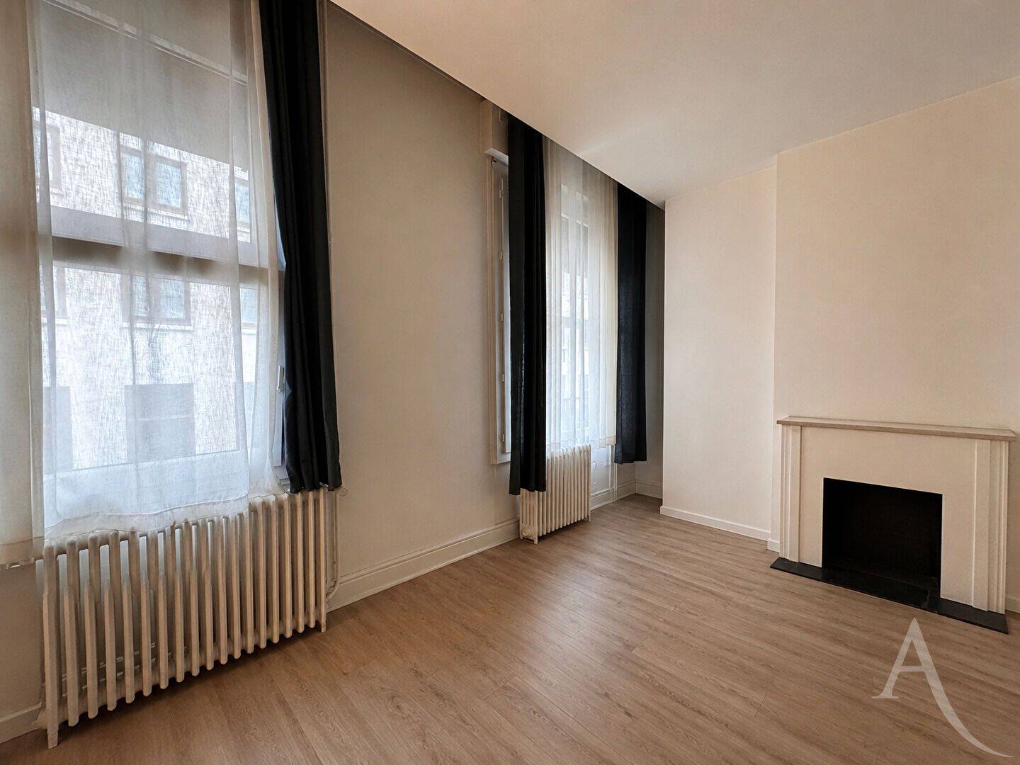 Appartement 3 pièces 75 m² · à Amiens · 75 m² · 957 €