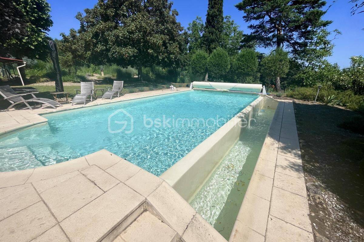 Maison 8 pièces 157 m² · à Lalinde · 157 m² · 534 000 €