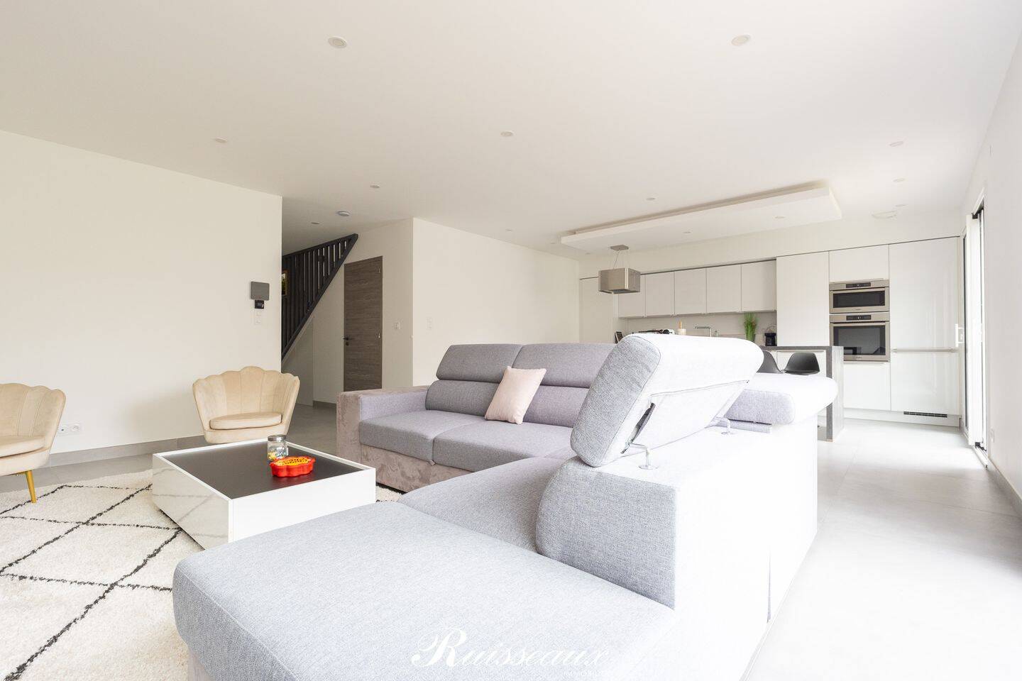 Maison 6 pièces 161 m² · à Saint-Julien · 161,1 m² · 379 000 €
