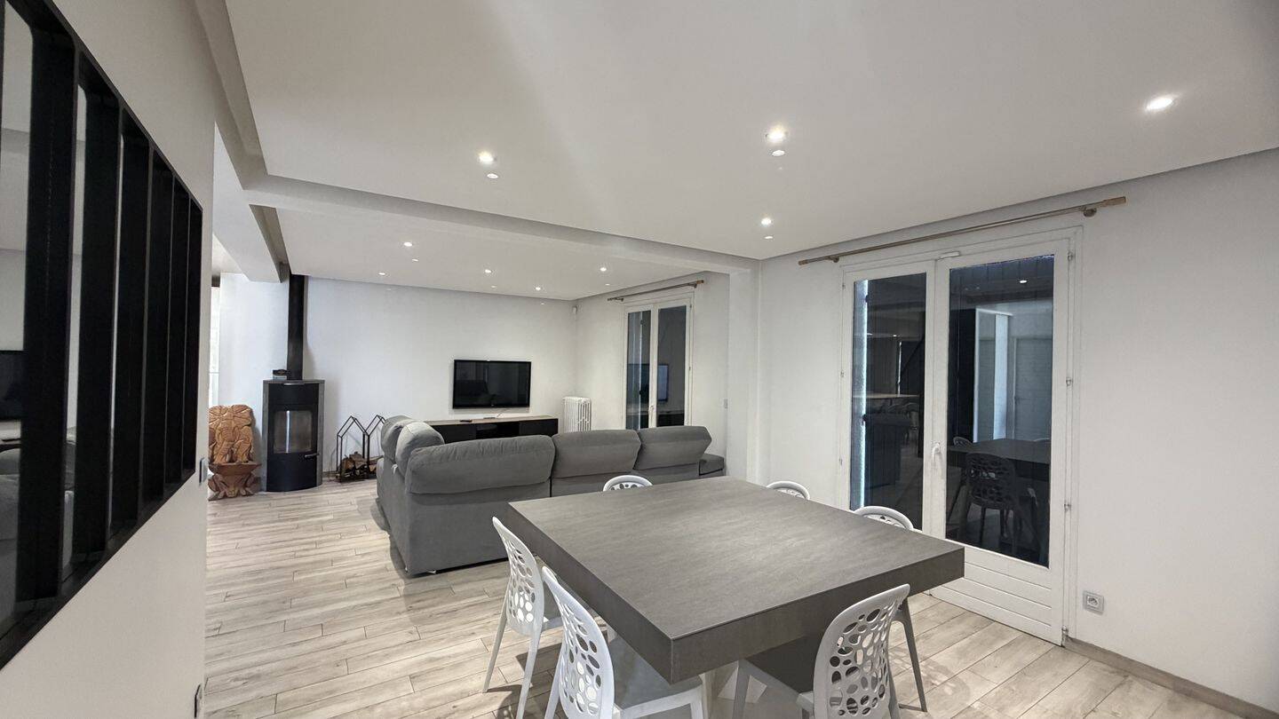 Maison 5 pièces 123 m² · à La Frette-sur-Seine · 123,5 m² · 2 350 €/mois