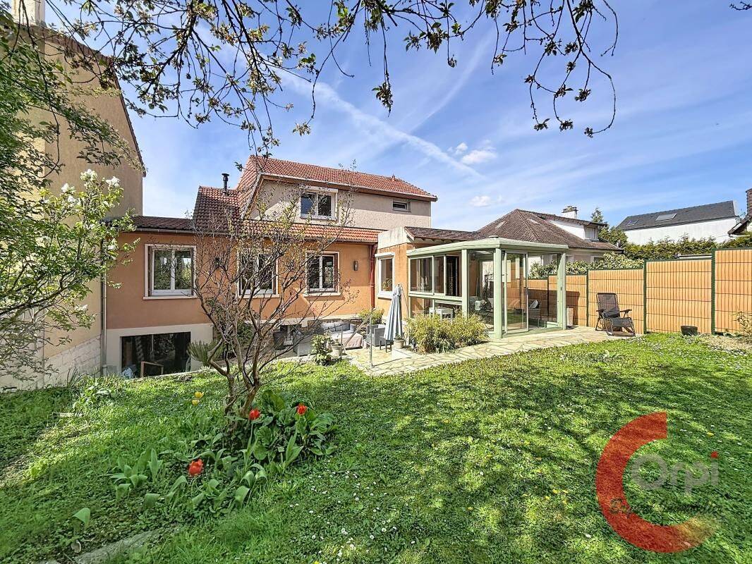Maison 5 pièces 120 m² · à Bry-sur-Marne · 120 m² · 739 000 €