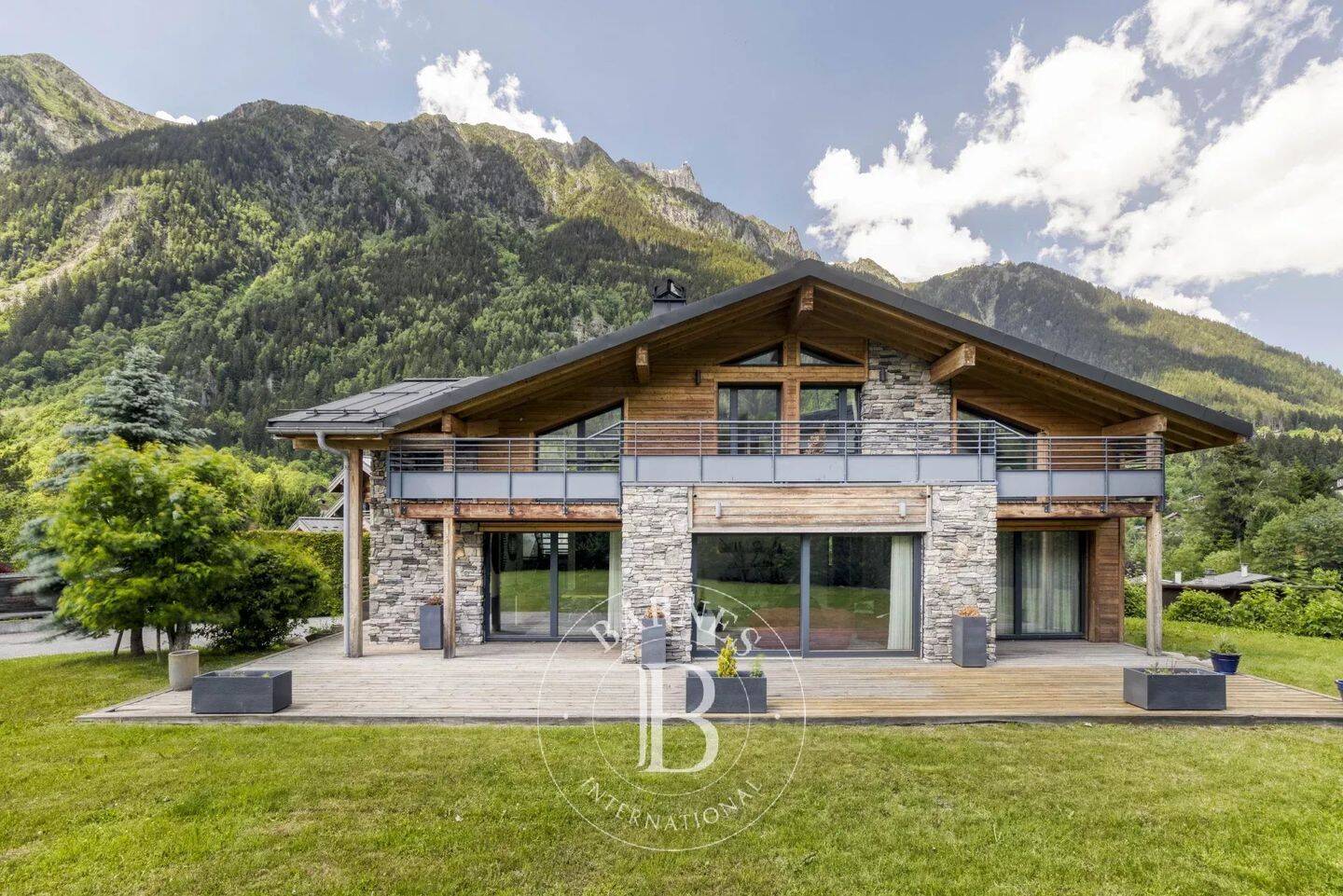 Maison 5 pièces 245 m² · à Chamonix-Mont-Blanc · 244,8 m² · 3 450 000 €