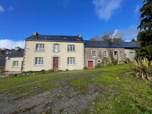 Maison à vendre 261 000 € 5 pièces 3 chambres 171 m² 27 580 m² de terrain Le Cloître-Pleyben 29190