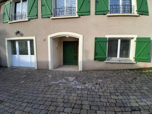 Appartement à louer 1 500 € 5 pièces 125 m² disponible dès maintenant Chérisey 57420