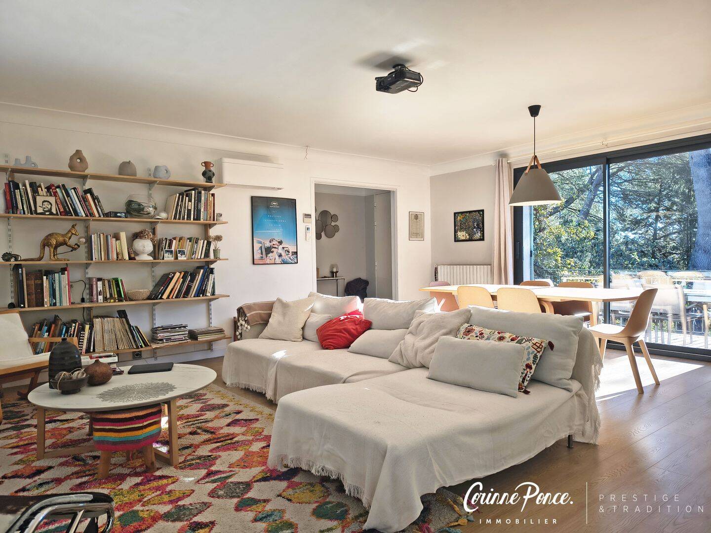 Maison 9 pièces 200 m² · à Nîmes · 200 m² · 650 000 €