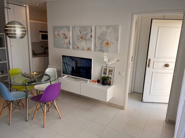 Appartement 1 pièce 27 m² · à Antibes · 27 m² · 870 €/mois