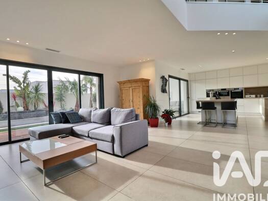 Maison à vendre 530 000 € 5 pièces 4 chambres 147 m² 400 m² de terrain Saint Assiscle-Saint Charles Perpignan 66000