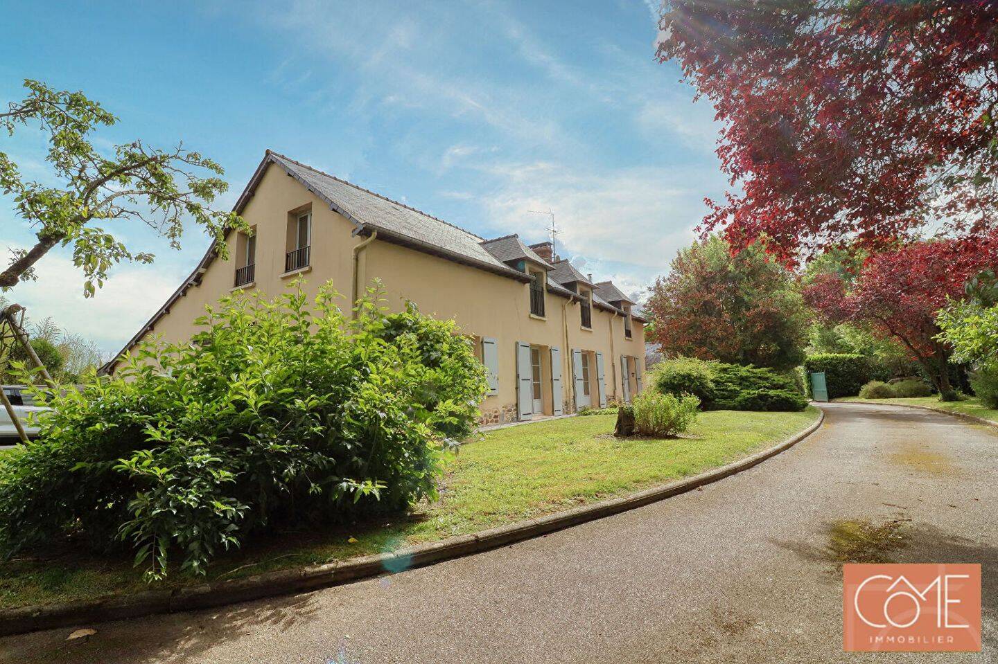 Maison 8 pièces 175 m² · à Saint-Grégoire · 175 m² · 729 900 €