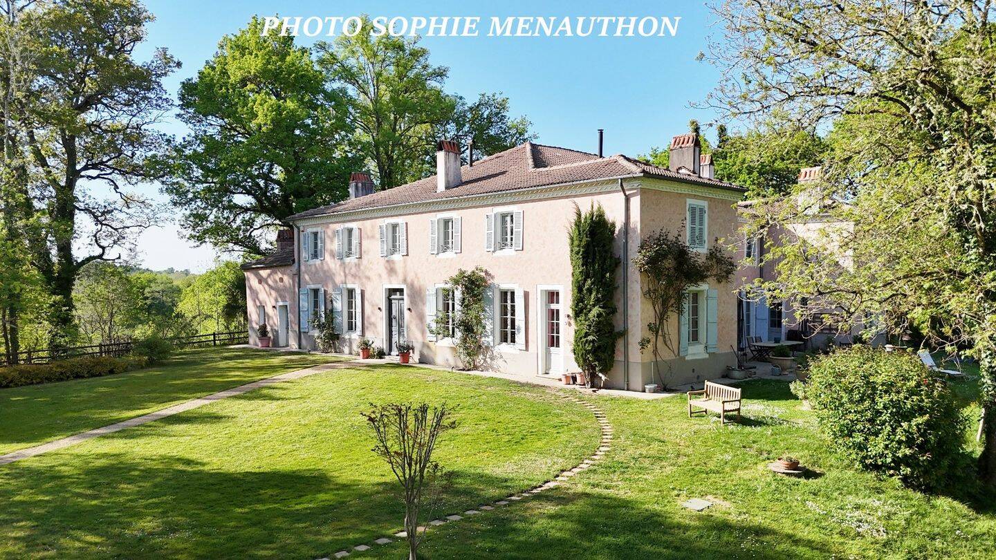Maison 17 pièces 850 m² · à Morcenx-la-Nouvelle · 850 m² · 1 800 000 €