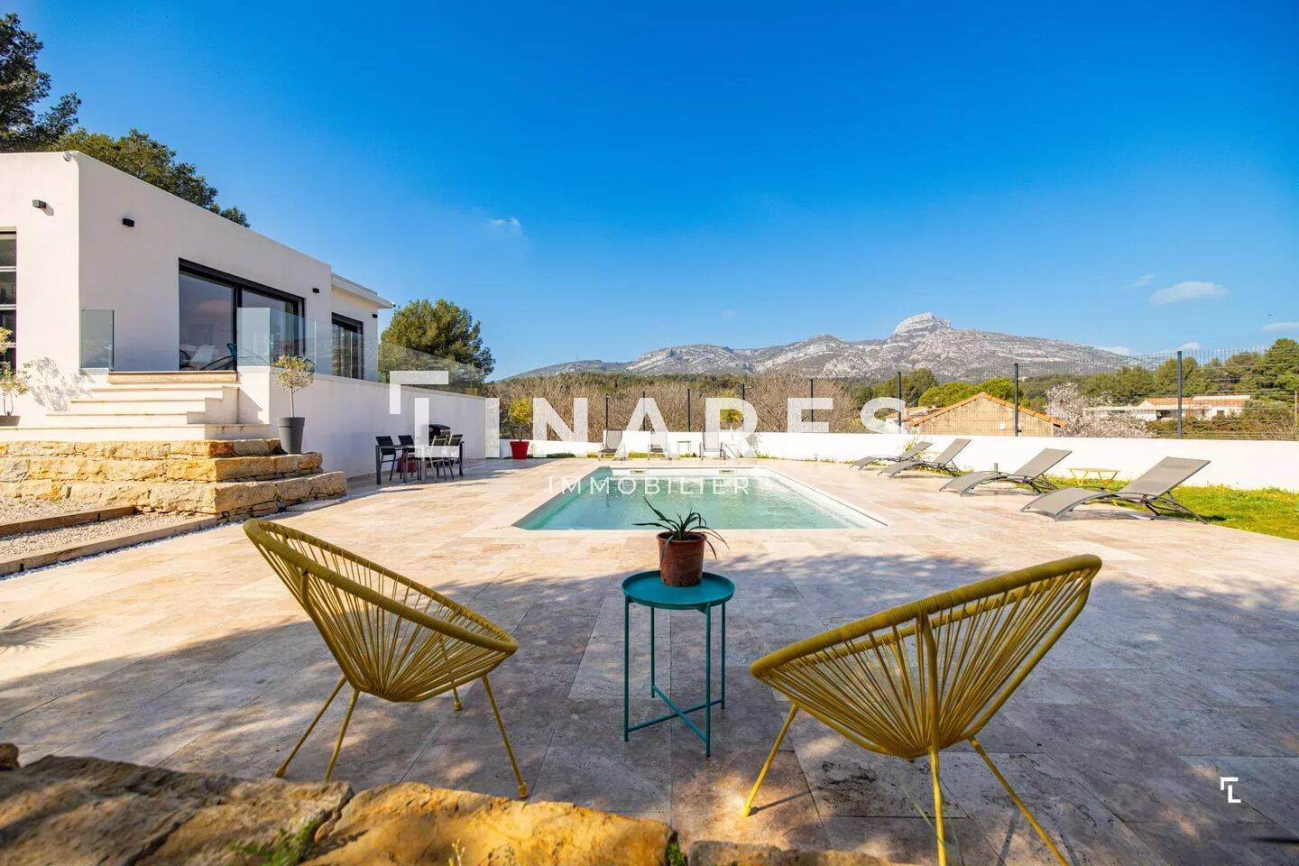 Maison 5 pièces 180 m² · à Marseille 11ème Arrondissement · 180 m² · 1 145 000 €