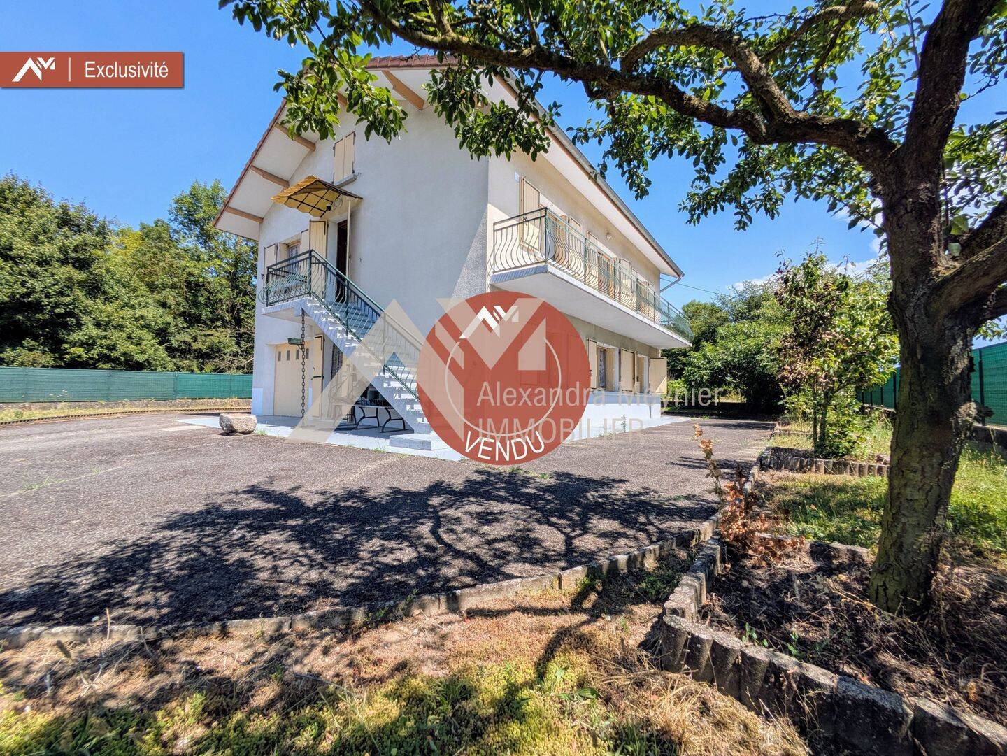 Maison 8 pièces 143 m² · à Saint-Marcellin · 143 m² · 240 000 €