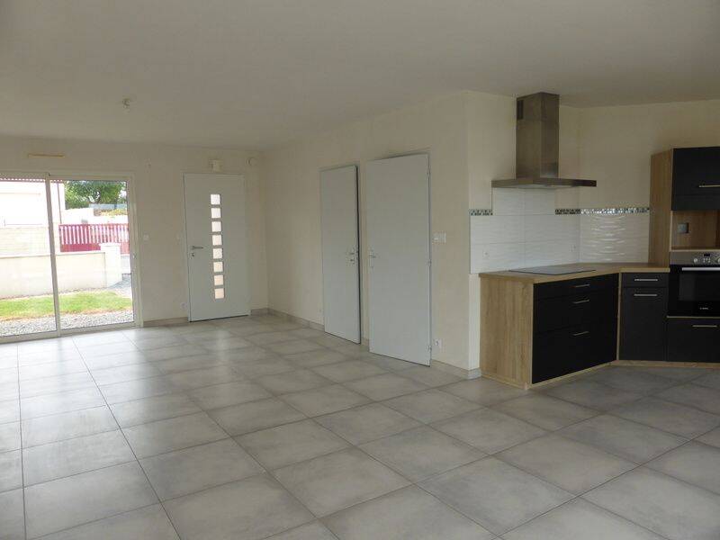 Maison 5 pièces 111 m² · à Bressuire · 111,2 m² · 917 €