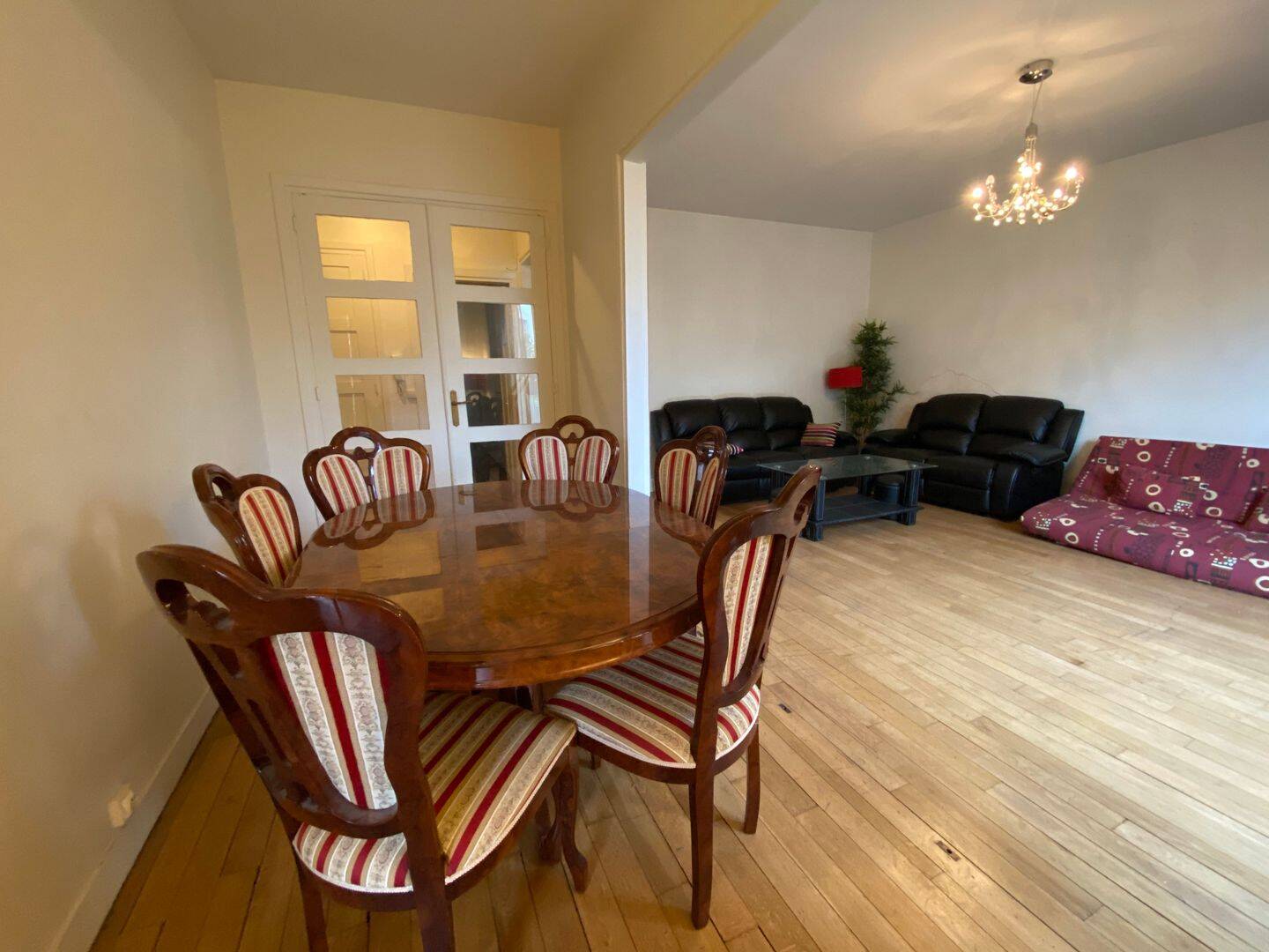 Appartement 3 pièces 88 m² · à Paris 15ème Arrondissement · 88,5 m² · 2 980 €/mois