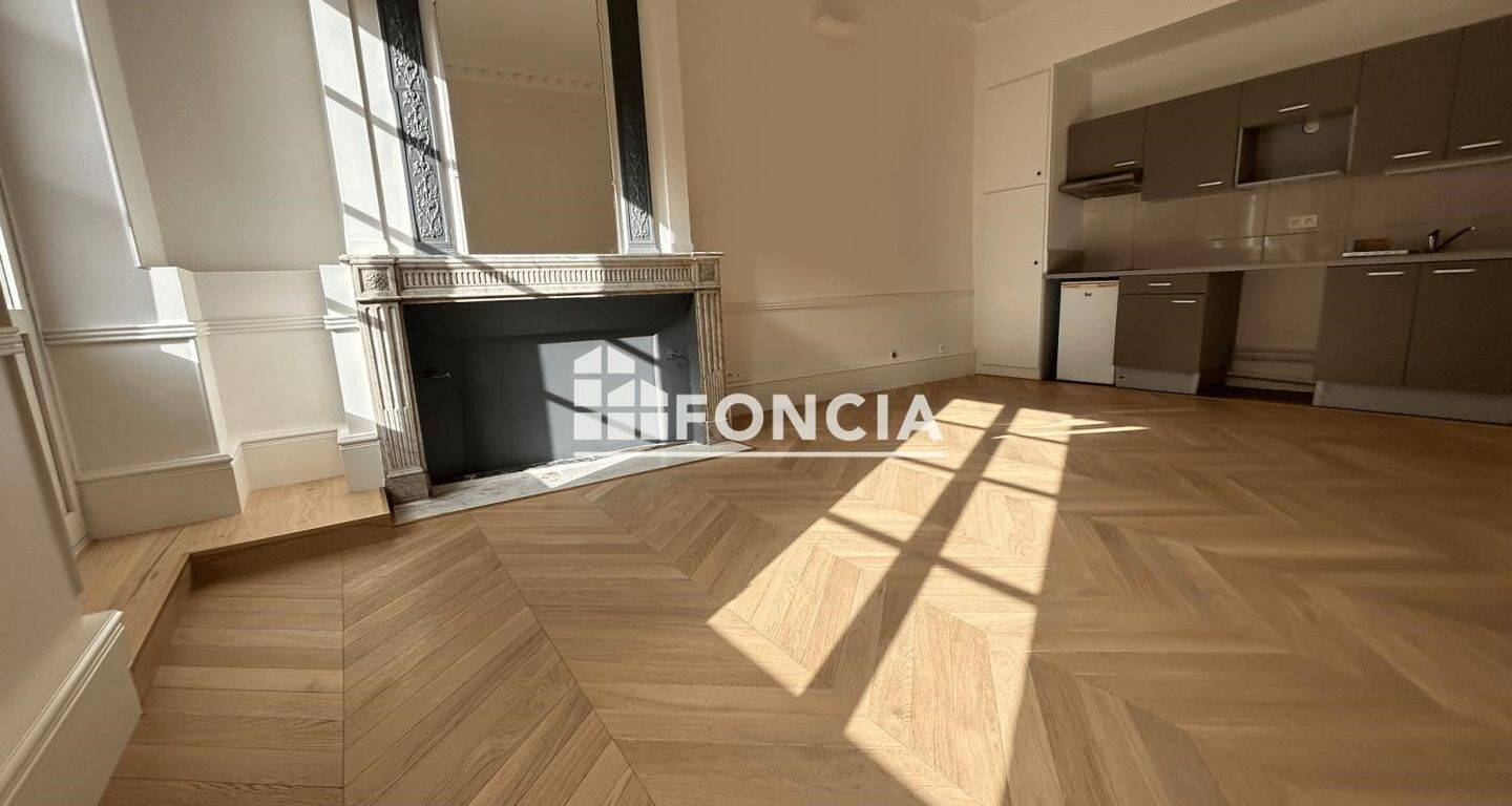 Appartement 2 pièces 47 m² · à Bordeaux · 47 m² · 240 000 €