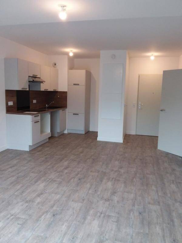 Appartement 2 pièces 51 m² · à Dammartin-en-Goële · 51 m² · 896 €
