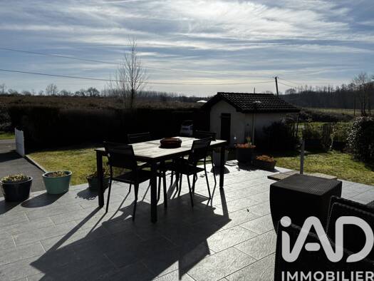 Maison à vendre 224 000 € 6 pièces 3 chambres 89 m² 2 456 m² de terrain Saugnac-et-Cambran 40180