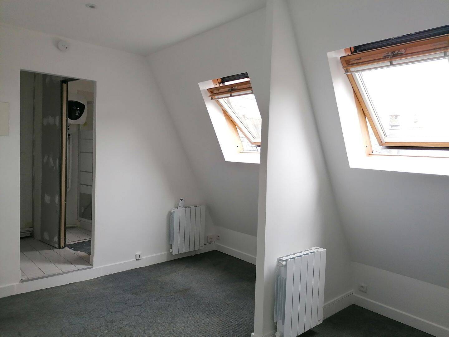 Appartement 1 pièce 16 m² · à Paris 16ème Arrondissement · 15,6 m² · 561 €