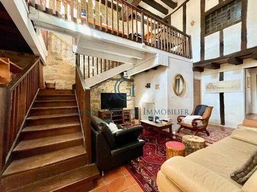 Maison à vendre 212 000 € 5 pièces 3 chambres 245,8 m² Saint-Macaire 33490