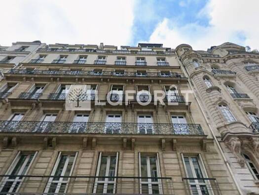 Espace bureau à vendre 672 000 € 41 m² de bureaux Saint Philippe du Roule Paris 8ème arrondissement 75008