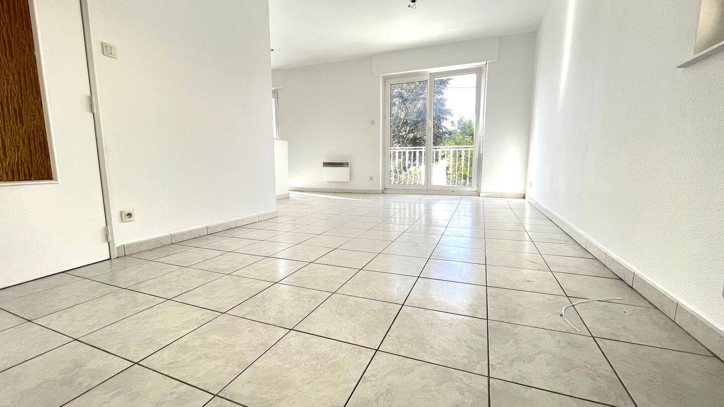 Appartement 3 pièces 64 m² · à Montreux-Château · 63,9 m² · 570 €
