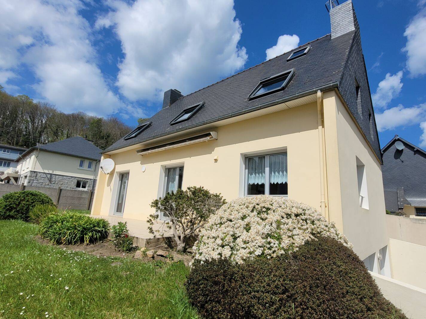 Maison 7 pièces 136 m² · à Perros-Guirec · 136 m² · 368 000 €