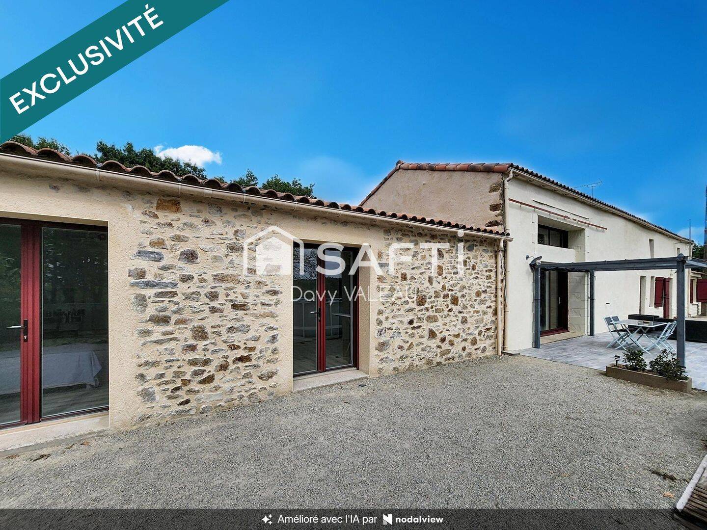 Maison 8 pièces 250 m² · à La Roche-sur-Yon · 250 m² · 499 500 €