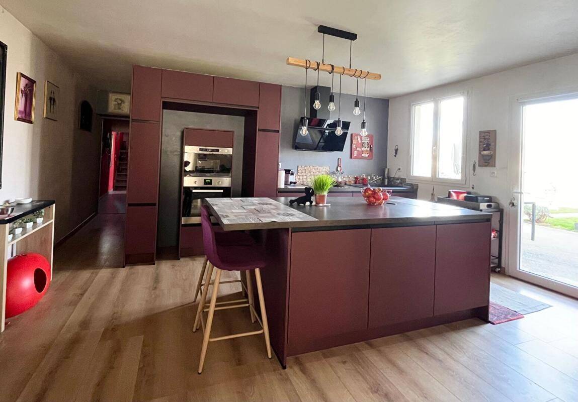 Maison 5 pièces 142 m² · à Cuts · 142 m² · 225 000 €