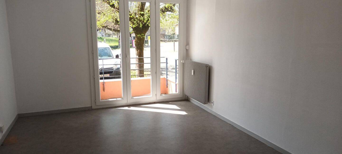 Appartement 4 pièces 73 m² · à Saint-Côme-d'Olt · 73 m² · 558 €/mois