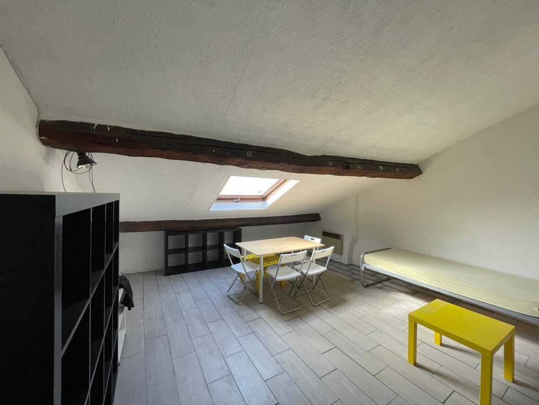 Appartement 2 pièces 28 m² · à Lyon 6ème Arrondissement · 28 m² · 495 €/mois