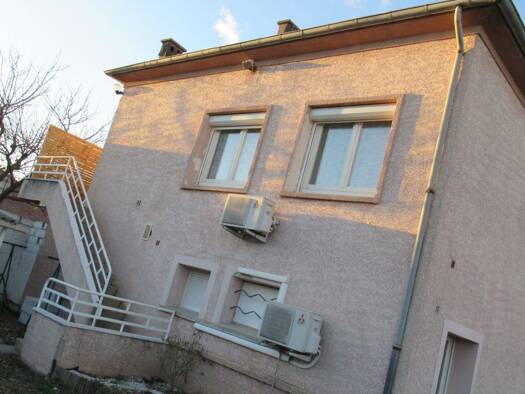 Appartement à louer 1 000 € 4 pièces 3 chambres 106 m² Étage 1/1 Coopérative Agde 34300